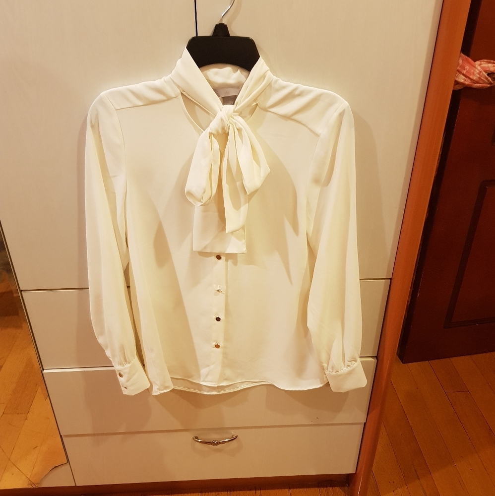 H&M tie neck blouse